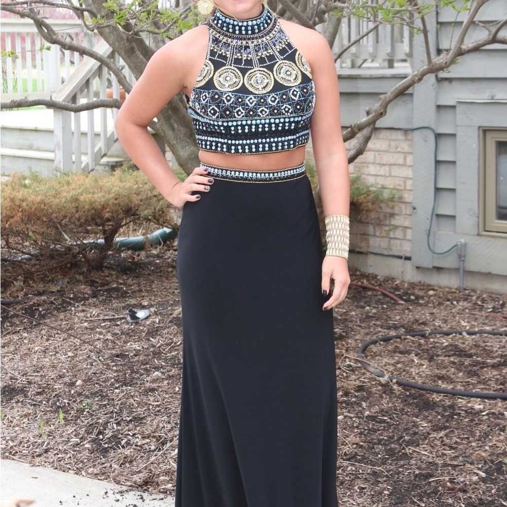 Sherri Hill Prom Dress